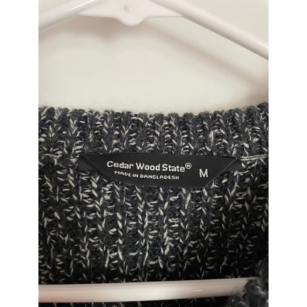 Sweater - Picture 3 of 3